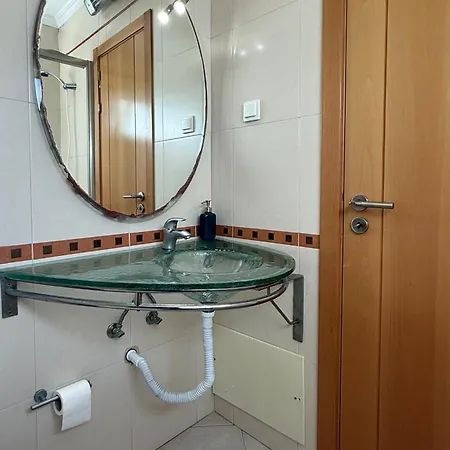 Apartamento T1 Pau Da Bandeira *