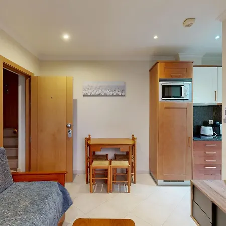 Daire T1 Pau Da Bandeira *