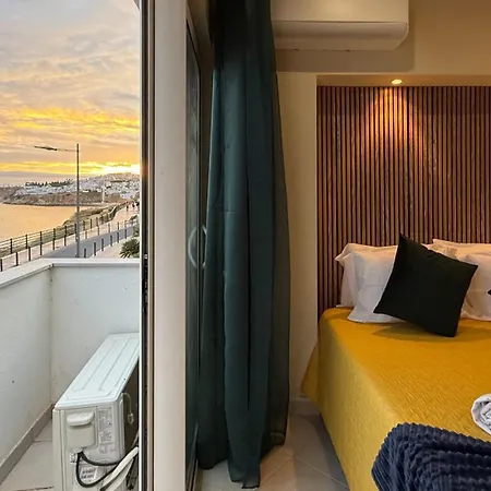 T1 Pau Da Bandeira Calicos (Albufeira)