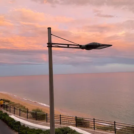 Daire T1 Pau Da Bandeira *