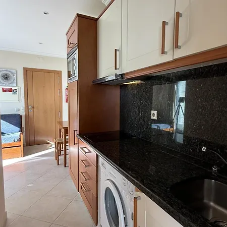 T1 Pau Da Bandeira *